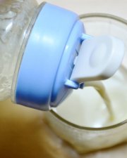 Изображение с названием Make a Banana Milkshake Without a Blender Step 5