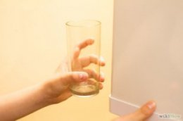 Изображение с названием Make a Chocolate Milkshake Step 1