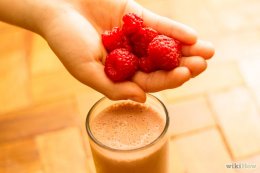 Изображение с названием Make a Chocolate Milkshake Step 9