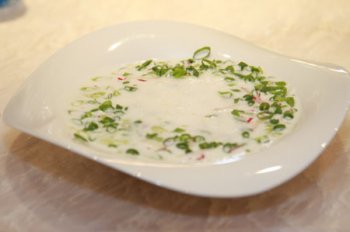 Рецепты с кефиром: холодные супы и фруктовые коктейли